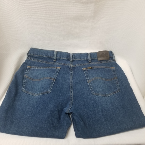 Lee Regular Fit Jeans - Picture 3 of 4